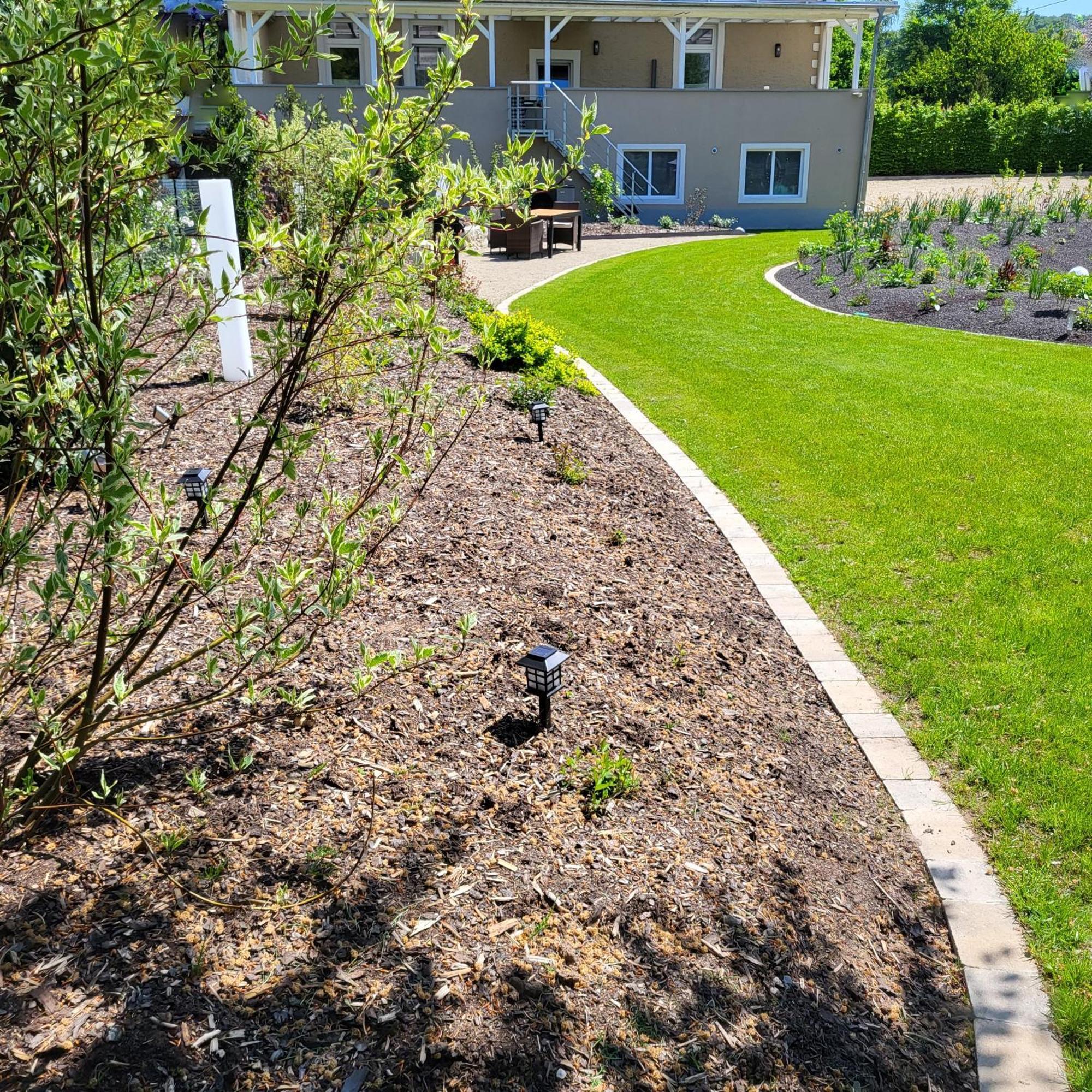 Komfort Ferienwohnungen Mit Wellness-Garten - Gaestehaus Am Bachlauf - Losheim Am See Zewnętrze zdjęcie